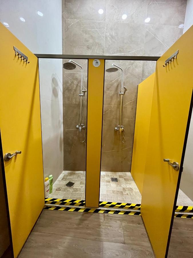 Velvet Hostel Madrid Ngoại thất bức ảnh