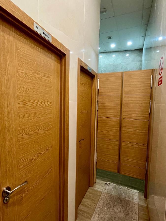 Velvet Hostel Madrid Ngoại thất bức ảnh